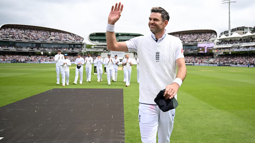ජේම්ස් ඇන්ඩර්සන් ටෙස්ට් පිටියෙන් සමුගනී