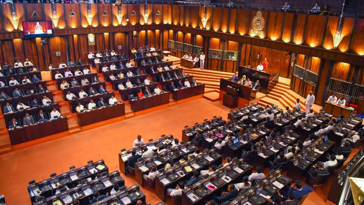 විපක්ෂය පාර්ලිමේන්තු කමිටු වර්ජනය කට සැරසෙයි